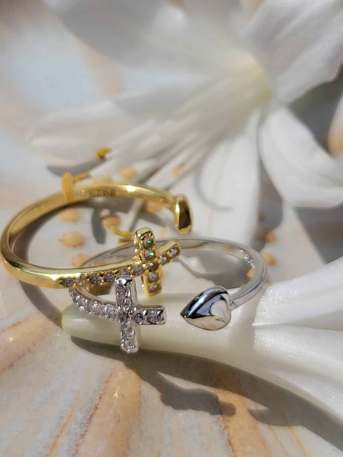 Anillo Cruz y Corazon